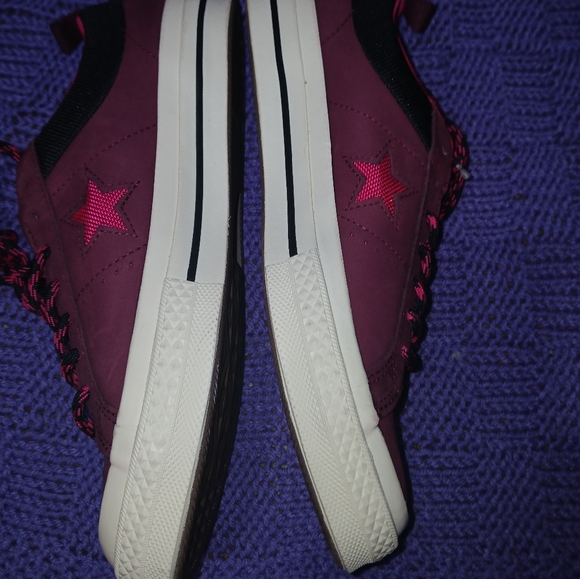 Sneakers - Picture 4 of 6